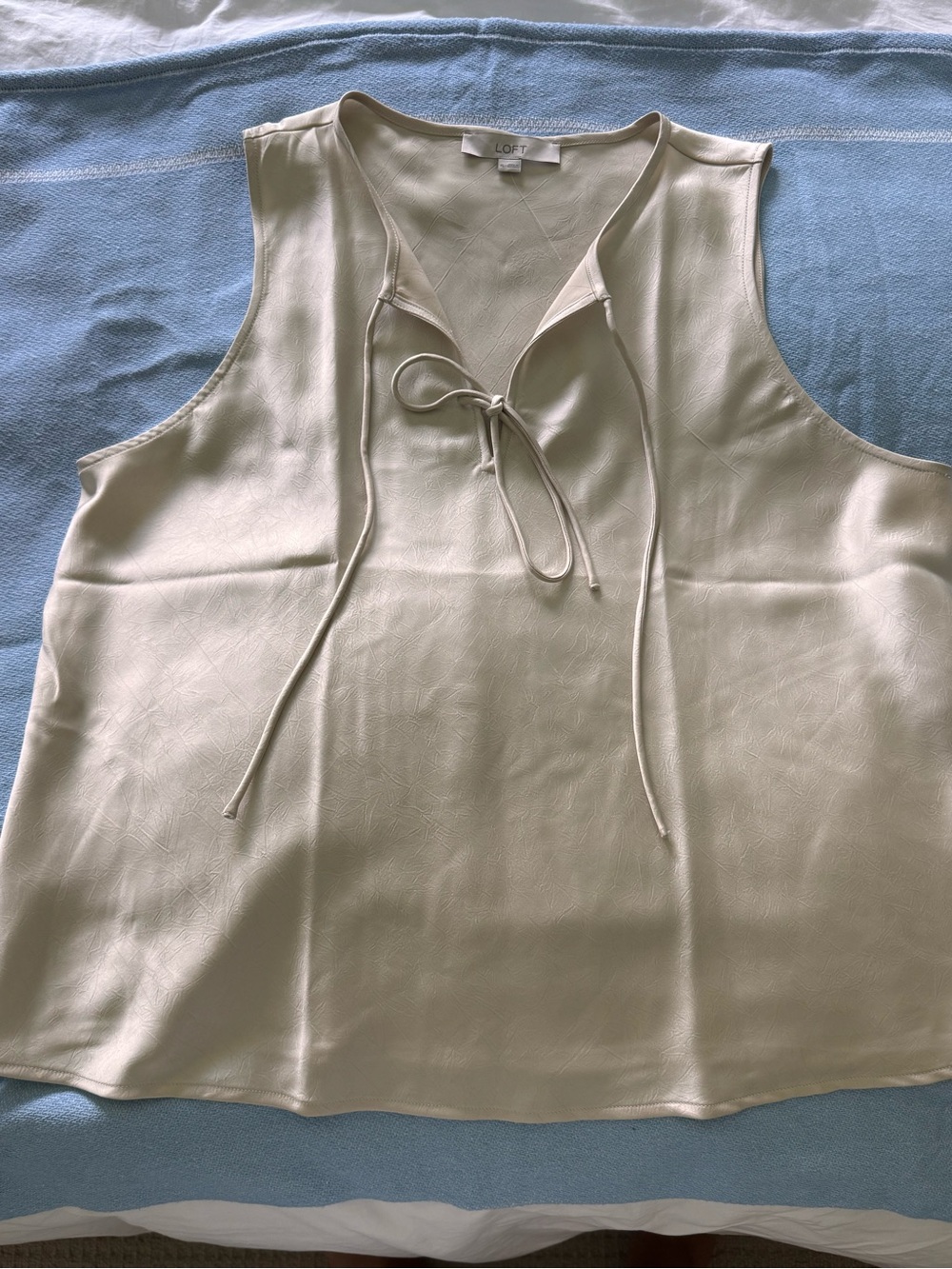 NWOT- LOFT Cream Tie-Front V-Neck Sleeveless Camisole